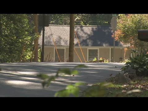 7 suspects take over dead man’s home with his mummified body still inside, live off his money