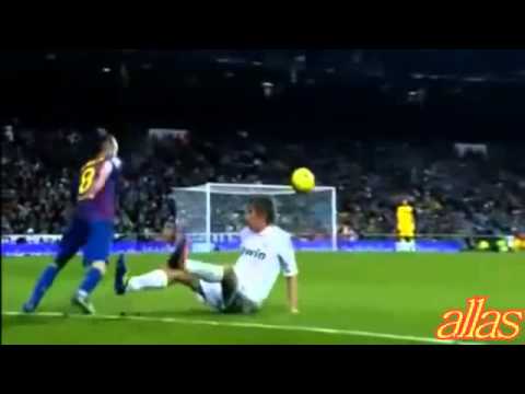 Andres Iniesta Skill/Lujo a Fábio Coentrão