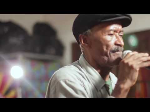 Kolombolo Apresenta: Toinho Melodia - O Inicio