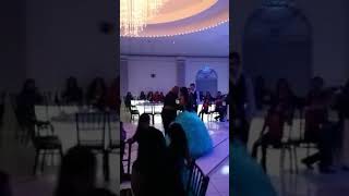 Baile de las rosas en quinceañera