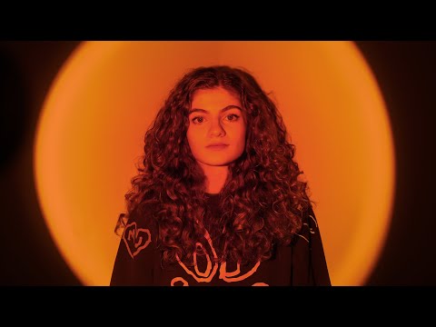Sophie Pecora - Not a Pessimist (Official Lyric Video)