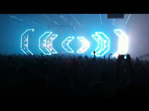 Tiësto vs Marcel Woods - Don't Ditch @ Energy 2011