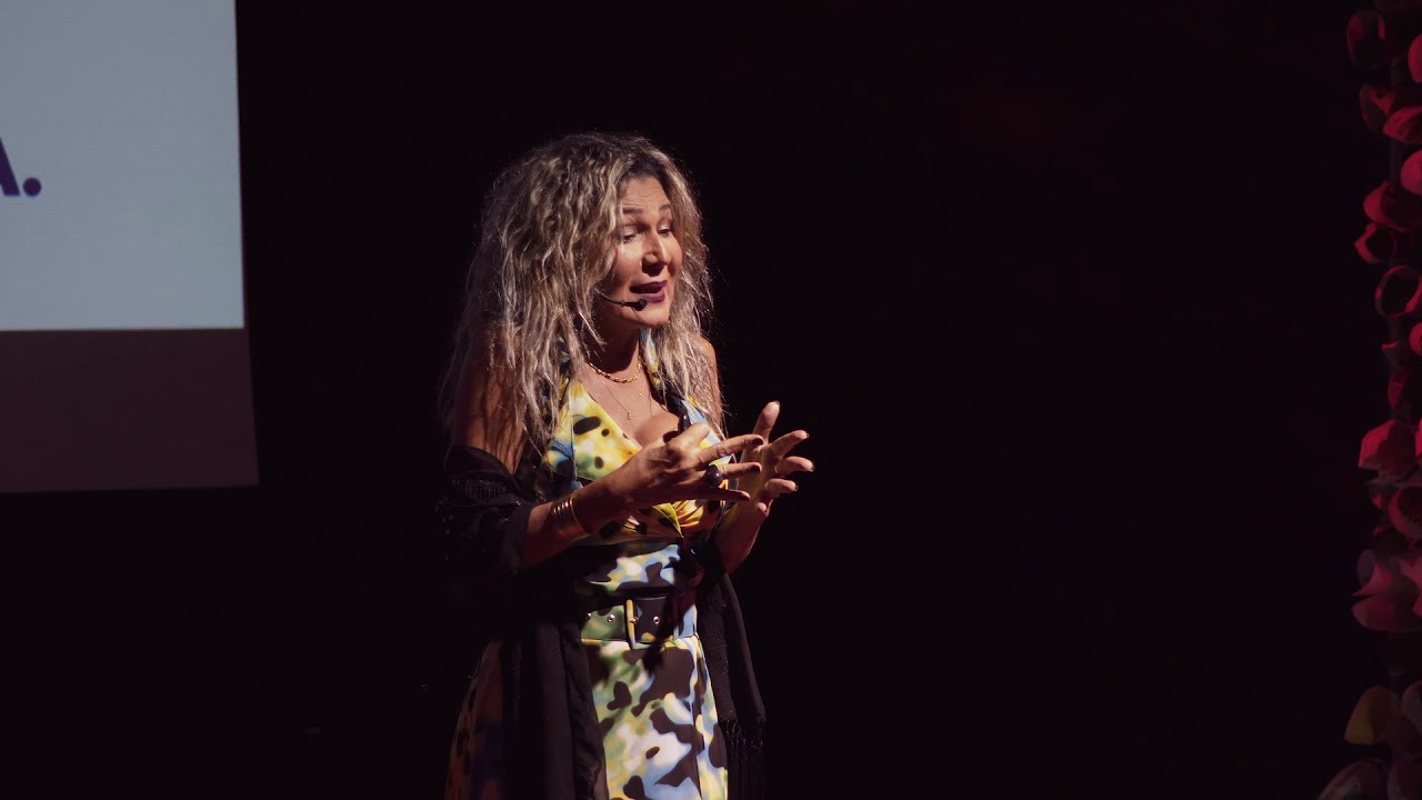 Transexualidade: não nasci homem, nem mulher. Nasci gente! | Josy Silva | TEDxJoaoPessoa