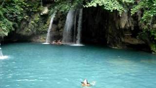 preview picture of video 'Philippines, Kawasan falls'