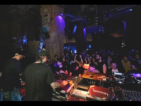 The Analogue Cops live @ Uncode - Cassero (22.04.2017)