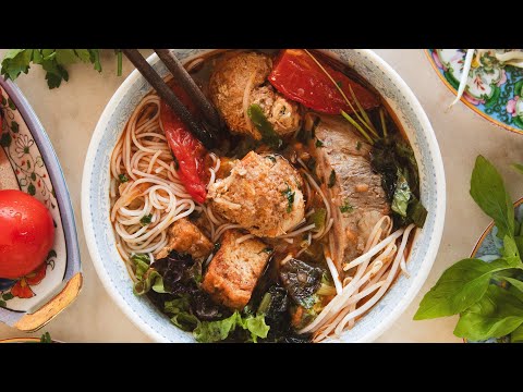 The Tastiest Bun Rieu Recipe Ever!! 