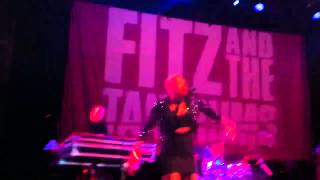 Fitz And The Tantrums - Keepin&#39; Our Eyes Out (Jimmy Kimmel Live)