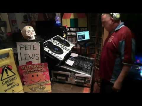 PETE LEWIS live on Jacks TV ~ (DJ MIx ~ Techhouse / Deeptech)