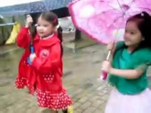 [120916] Dayoung & Lauren spending time together :)