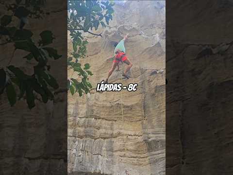 Lápidas crux 8c 🇧🇷 / 7b+ 🇫🇷  - Belchior #climbing #escalada