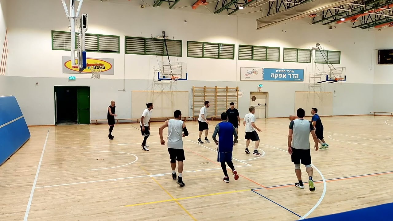 MNB basketball highlights