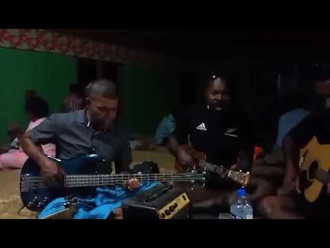 Sigidrigi Nasau Koro combine western ( veisureti na matamu )