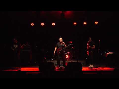 黃大煒與音樂夥伴／f02 秋天1944 (鐵花村 2021.11.27.)