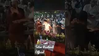 Download lagu HABIB BAHAR SATU PANGGUNG DENGAN SANG PUTRA MAHKOTA SAYYID IBRAHIM mp3 Download lagu HABIB BAHAR SATU PANGGUNG DENGAN SANG PUTRA MAHKOTA SAYYID IBRAHIM mp3