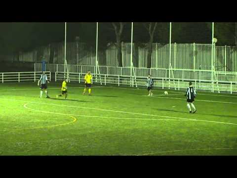 Fútbol 7 Bravo.  Segunda GI Jornada 19.  Alcalatinahikos -  Mesón Guadalquivir