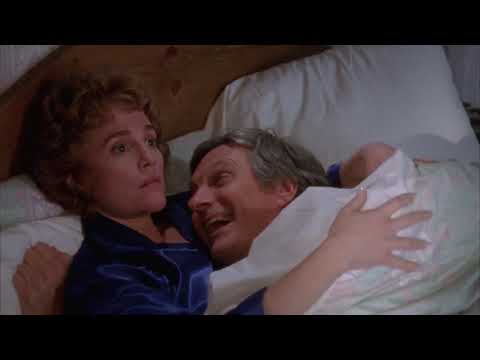 Hug Scene Madeline Kahn (Betsy's Wedding)