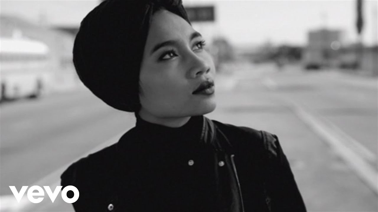 Yuna ft DJ Premier – “Places To Go”