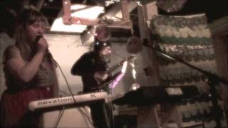 Dust Buns @ Mengelcoch : Big Hollow Man