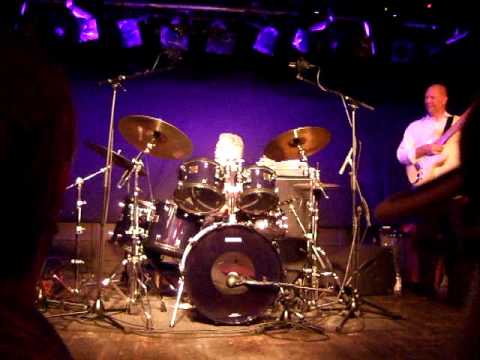 Steve Gadd in Aschaffenburg I Brushes Solo