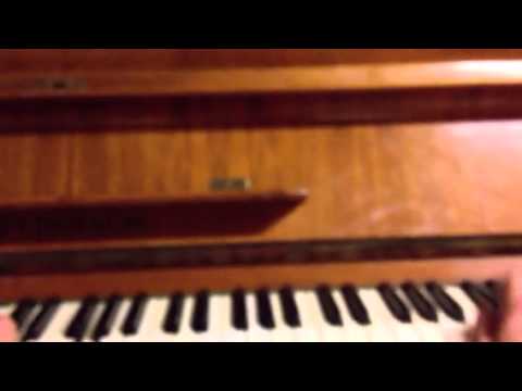 Spiller på tollnes fotball klubbhus bra(: