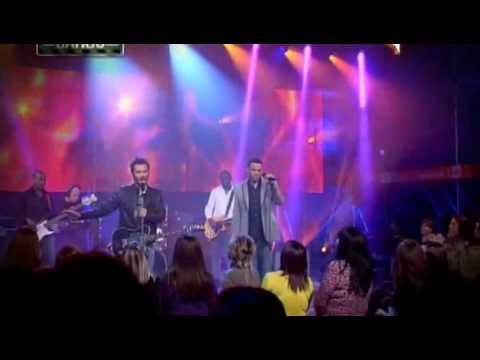 Craig David ft Nek - Walking Away (Live at Scalo76 Cargo 24.11.2008)