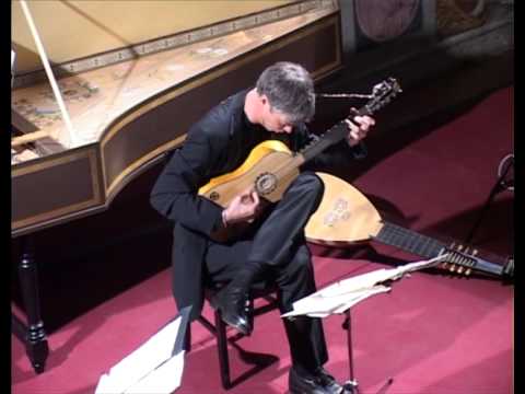 Rolf Lislevand suona Corbetta  - Prélude - Caprice de Chacone - Folies d'Espagne