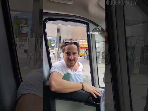 Wenn Schwaben bei einer Autopanne helfen.