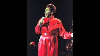 Gladys Knight "I'll Take You There" (1993)