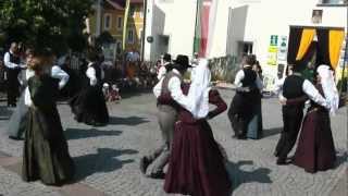 preview picture of video 'Kaiserfest 2012 Millstatt - Tanzgruppe Zidan parazol'