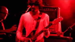 Verdena - Lui Gareggia live @ Bottanuco 30/06/11 Wow