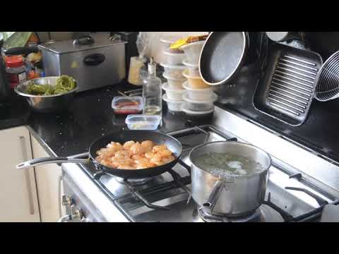 Red Pesto Prawns, Broccoli & Tagliatelle
