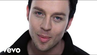 YouTube video E-card Music video by savage garden performing I knew I loved c 1999 sony bmg music entertainment