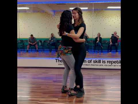 Tarraxinha Demo. Galitzine in San Diego, CA. 🇺🇸