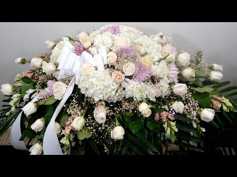 How to make double sided casket with mixed flowers Video