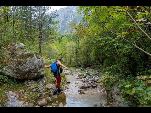 Herzegovina Hiking near Mostar - Mostarska Bijela Canyon