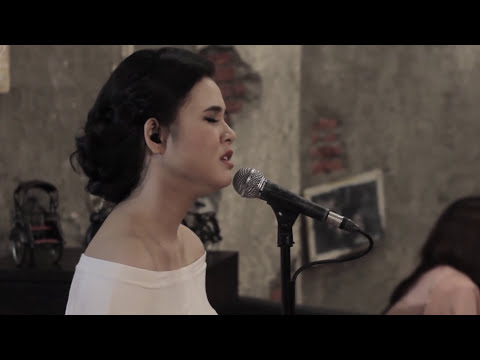 Stone Cold - Demi Lovato by Maizura | Live Cover