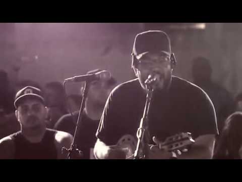 TIEE CANTA NOSSA ESCOLA - Pagode do Tiee