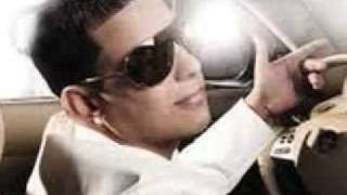 Daddy Yankee muevete y perrea new version