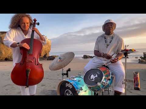 Daru Jones B E A C H • H O P Classic Hip-Hop Beat in Malibu 🏝️🌊 w/ @giocellomusic 🎻