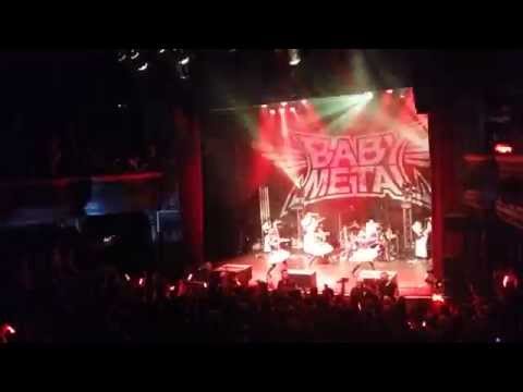 BABYMETAL - Head bangya ( Yui singing ) - Cigale Paris 01/07/2014 2/3 nice view 4K [HD]