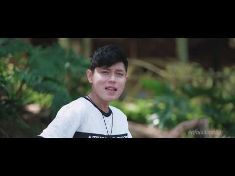Disana Menanti Disini Menunggu cover by Rifa Aldinatha