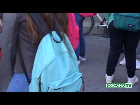 2017-09-20 PISTOIA - INSEGUE 13ENNE E LA PALPEGGIA, ARRESTATO 35ENNE