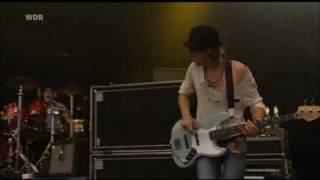 Kooks - You Don&#39;t Love Me (Live @ Rock Am Ring &#39;07)