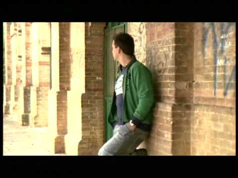 Algiva - En Mi Mochila (Videoclip Oficial)