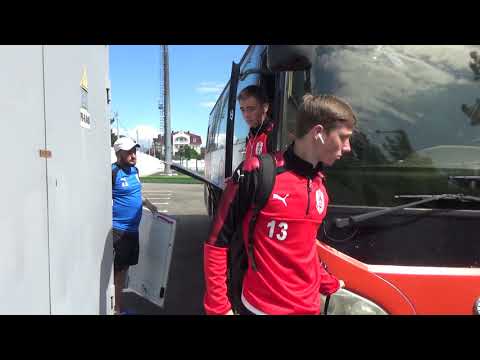 Team "Vista" arrived at the stadium