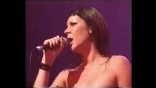 2002: Miss Kittin &amp; The Hacker live at Benicassim Festival: "Sweet Dreams (Eurythmics cover)"