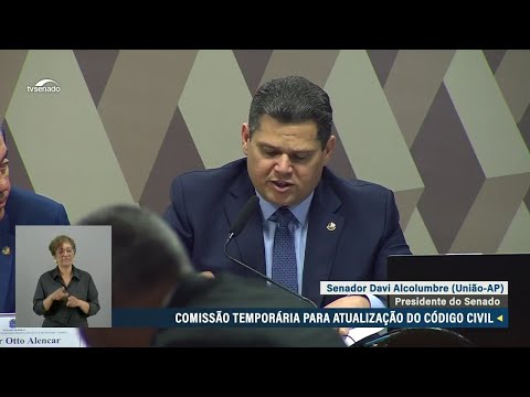 Davi Alcolumbre discursa na instalação da comissão para atualização do Código Civil