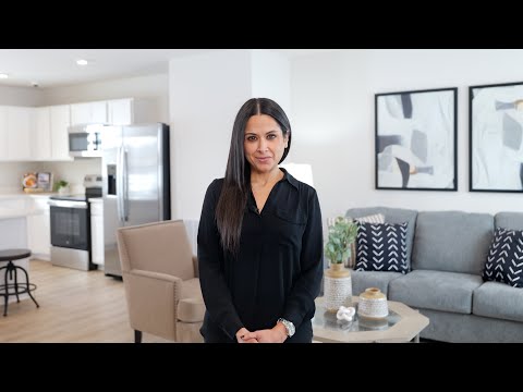 available home in Farmbrook