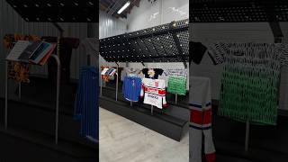 Download lagu Nike X2 Collection at Dover Street Market LA mp3 Download lagu Nike X2 Collection at Dover Street Market LA mp3