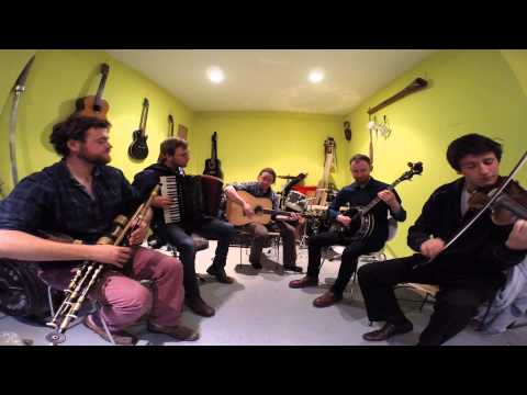 The Barefoot Ceilidh Band, The Wedding Reel